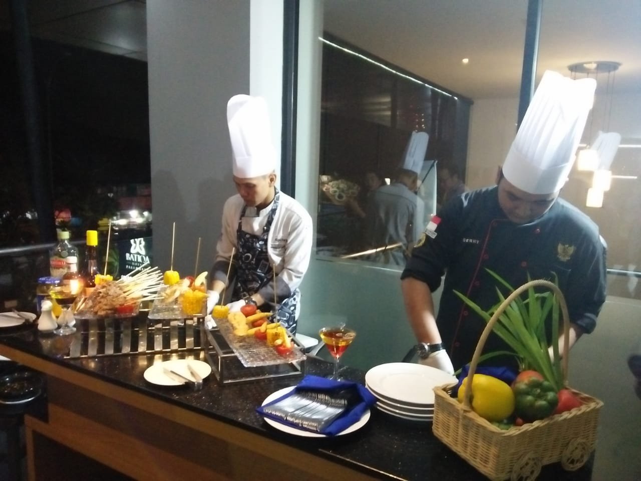 Anak Gaul Wajib Cobain!! ALL U CAN EAT BBQ ala Fresqa Bistro Batiqa Hotel Palembang