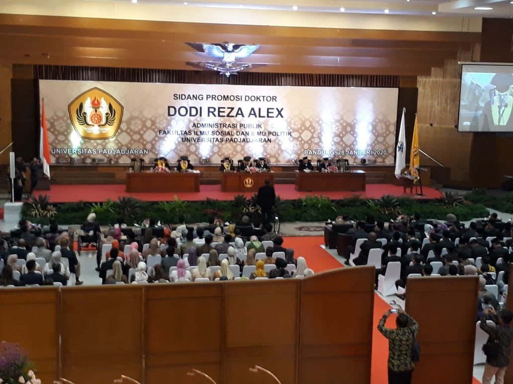 Dodi Reza Alex Sidang Promosi Doktor