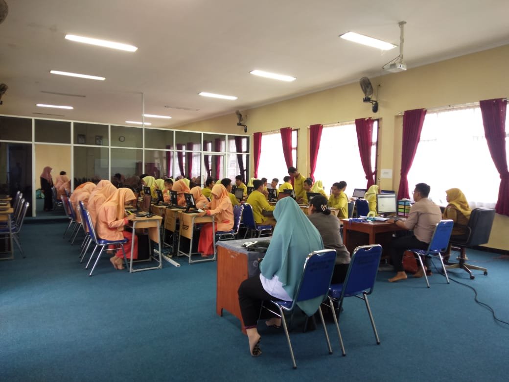 SMKN 1 Antisipasi Virus Corona Saat UNBK