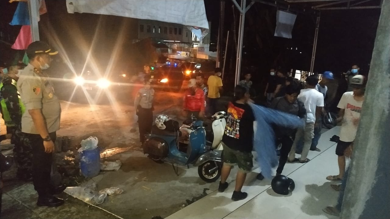 Covid-19 , Dirumah aja , jaga jarak , Kapolres Oku Selatan