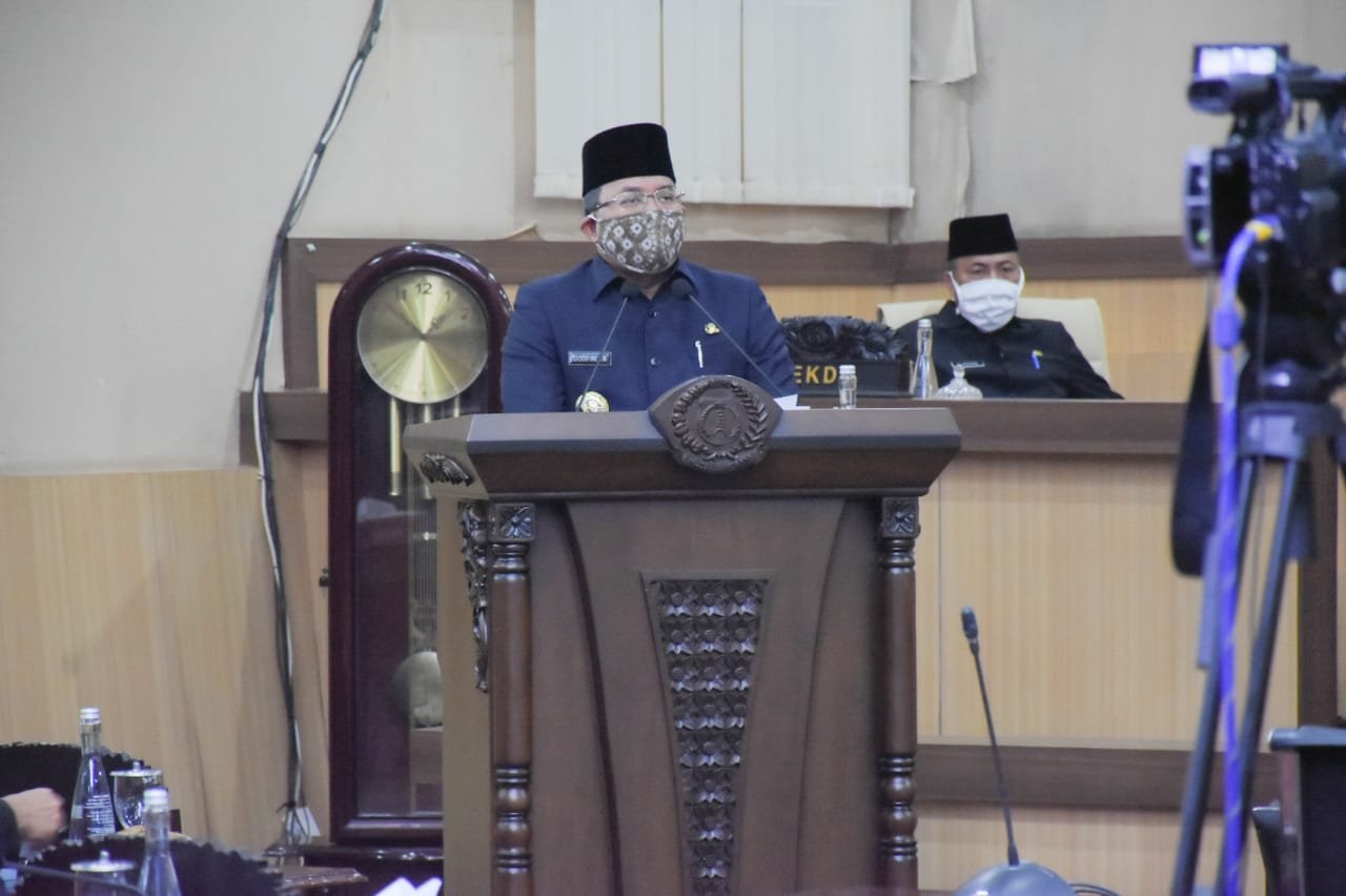 Bupati Lima Raperda dan DPRD Usulkan Raperda Prakarsa