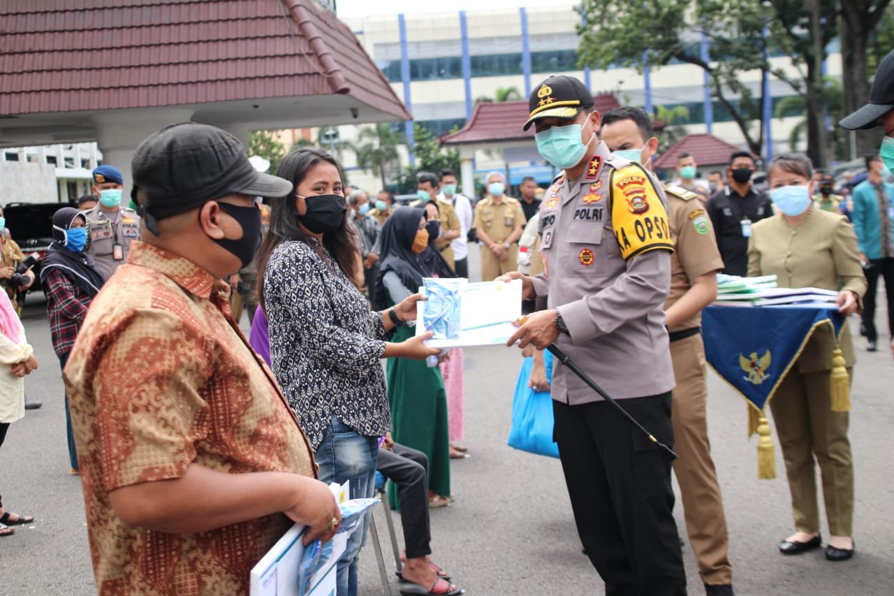 Berita Seputar Polda Sumsel , Covid-19 , Kapolda Sumsel Baru Irjen Pol Drs Priyo Widyanto , Masker Gratis