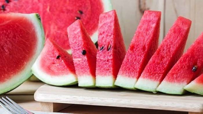 Semangka si Buah Kaya Manfaat, Andalan Saat Berbuka…!