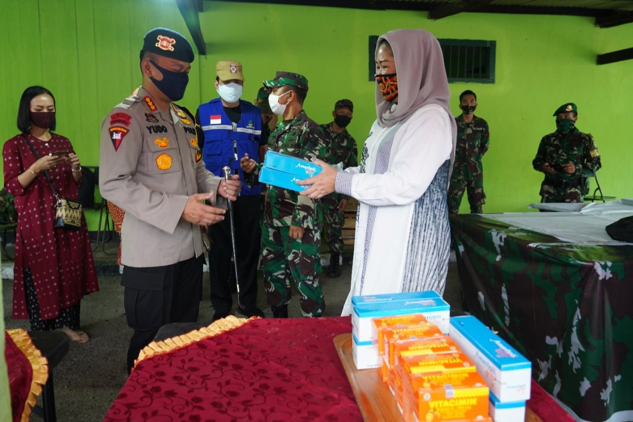 Jelang Idul Fitri, Febi Deru Makin Gencar Berikan Bantuan