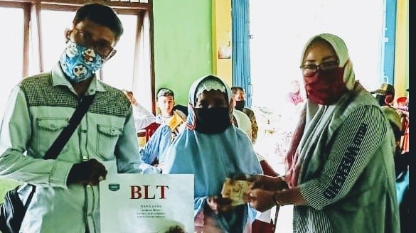 Pemdes Kembang Tinggi, Buay Pemaca Tuntaskan BLT DD