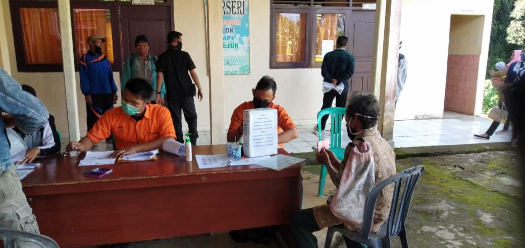 Ada 749 BST Disalurkan ke Masyarakat Warkuk Ranau Selatan