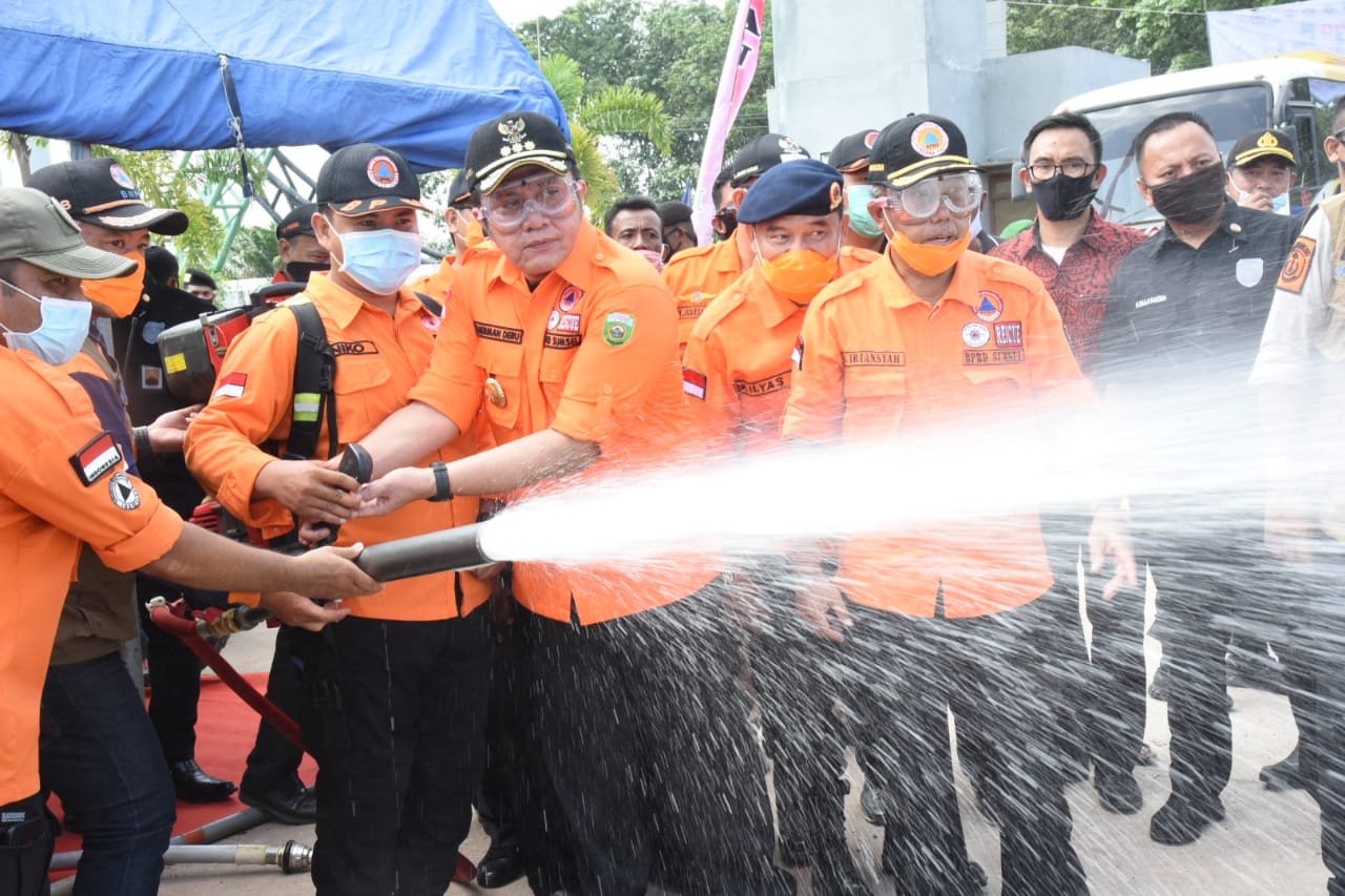 Gubernur Sumatera Selatan H Herman Deru