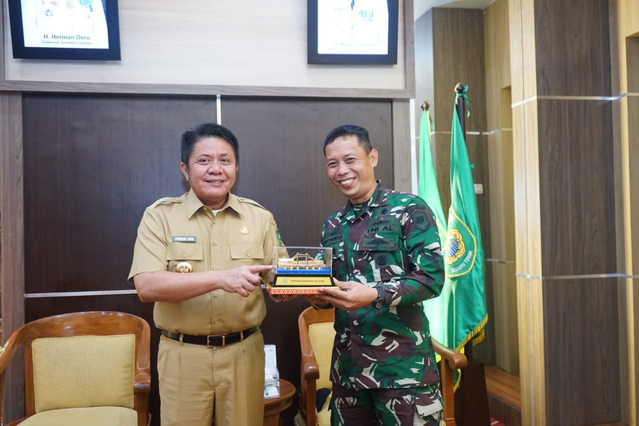 Gubernur Sumatera Selatan H Herman Deru