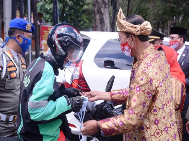 Covid-19 , Forkopimda , Masker Gratis , PKK , Walikota