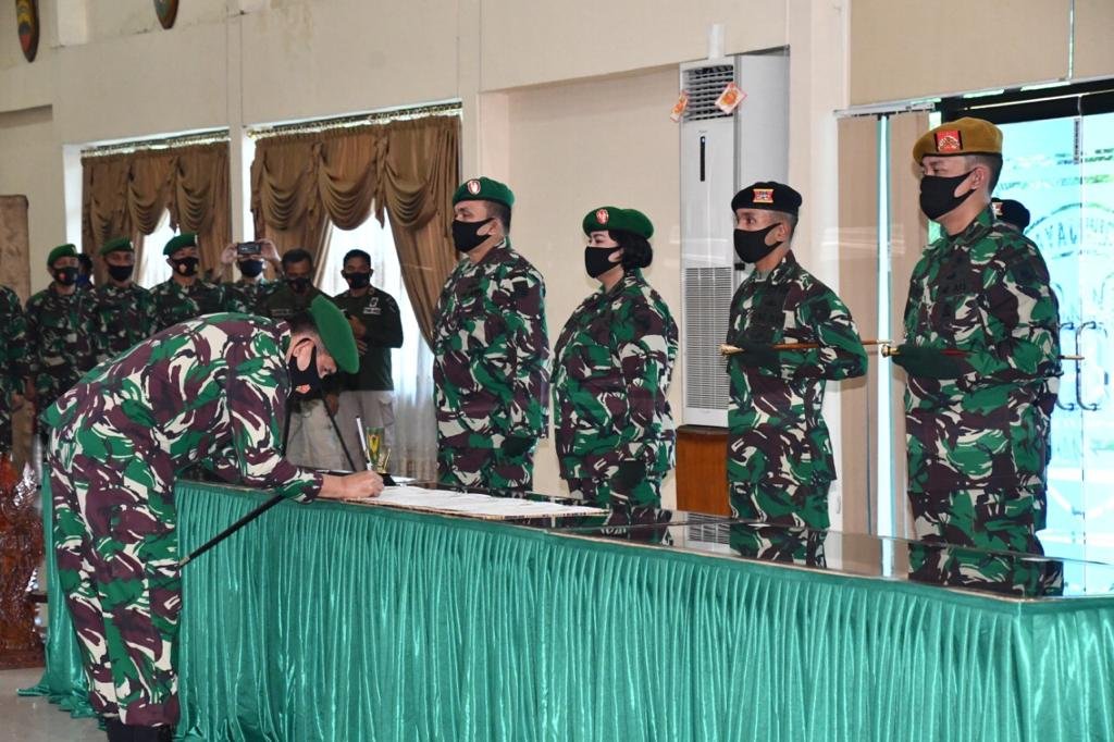 Pangdam Pimpin Sertijab Empat Jabatan Dansat