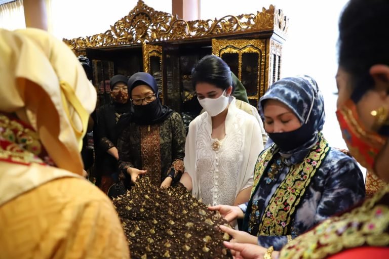 Gambo Muba , kerajinan asli Sumsel , Kerajinan Sumatera Selatan , Kriya Sriwijaya , produk UMKM , TP PKK Muba , UMKM