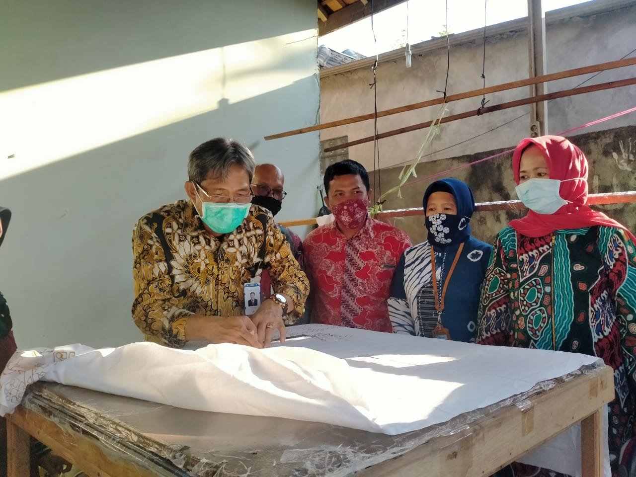 Bank Sumsel Babel , Batik Khas Muara Enim , Rumah Batik Serasan