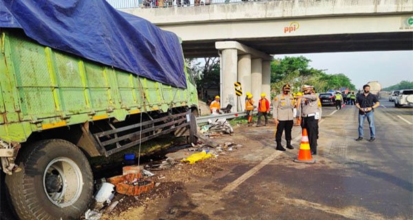 Hino Truck Fuso , Info Kecelakaan , Isuzu Elf , Kapolres Majalengka