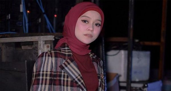 Adibal Sahrul , Dangdut Academy , kado ulang , Lagu , Lesti Kejora , Rizki D'Academy