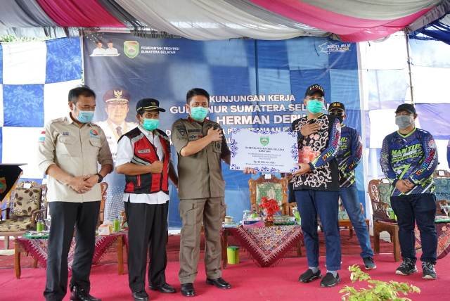 Bupati Musi Rawas , Covid-19 , Desa Yudha Karya , Kabupaten Tertua Di Sumsel , Kecamatan Saka Karya , Pembangunan Infrastruktur , SD Negeri Transad