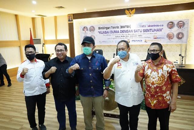 Bimtek media , bisnis media siber , Bursa Efek Indonesia , kegiatan Bimbingan Teknis , peringkat pertama