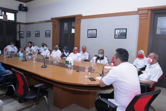 Kementerian Kesehatan , Mengelola UTD , Palang Merah Indonesia , Pengurus Palang Merah Indonesia , PMI , PMI Kota Bandung , PMI Muba , Standar Pelayanan Transfusi Daerah , UTD PMI Muba
