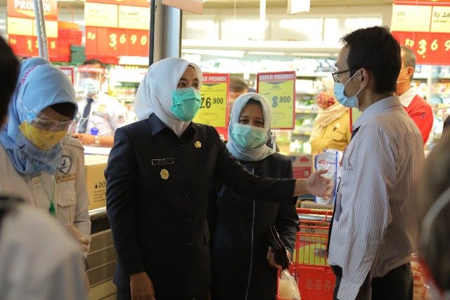 BBPOM , BBPOM Palembang , Internasional Plaza Superindo , makanan lokal , makannya tanpa izin