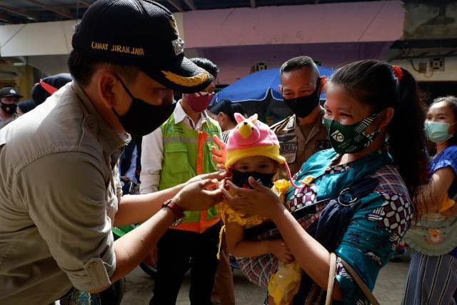 Masyarakat Sehat , memakai masker , mencuci tangan , Operasi Yustisi , Pola Hidup , sosialisasi