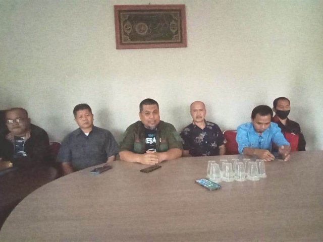 Anggota Bang Japar , Aparat Kepolisian , Komandan Daerah , Penangkapan Demonstran , Pihak Keamanan , Prosedur Penangkapan , Sebuah Aksi , Tim Crisis Omnibuslaw , Tindakan Anarkis , Undang-Undang Cipta Kerja