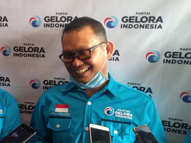 Akademi Manusia Indonesia , Hotel Batiqa , Kerajaan Majapahit , Kerajaan Sriwijaya , orientasi fungsianaris , Partai Gelora Indonesia , sejak reformasi