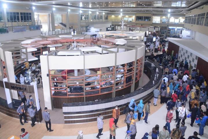 Mall Pelayanan Publik, MenPAN-RB, pelayanan terpadu, kepuasan masyarakat, MPP Kota Palembang