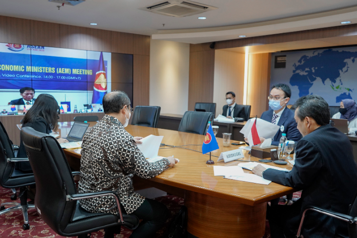 investasi global, perdagangan global, pertemuan special caucus, indonesia full power