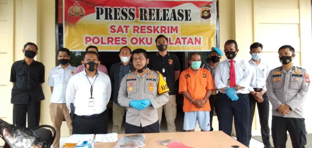 pres konprens, Tindak Pidana, mantan istri