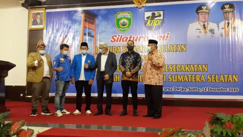 Hotel Swarna Dwipa Palembang , Induk Organisasi Pemuda , Ketua Forbes OKP , KNPI Sumsel Bersatu , Komite Nasional Pemuda Indonesia , Silaturahmi Pemuda Sumatera Selatan