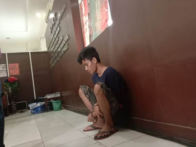 dinginnya jeruji besi , melakukan perbuatan tercela , Pencabulan