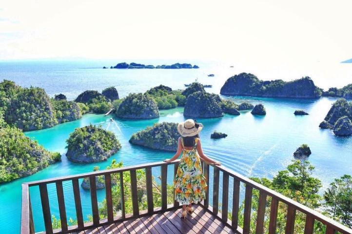 anyaman dari daun pandan , Dermaga Kampung Arborek , Penduduk Pulau Arborek , Peneliti Balai Arkeologi Papua