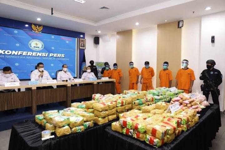 narkotika jenis sabu, tambak ikan