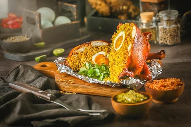 Ayam Panggang Utuh Tanpa Tulang , Berkembangnya Makanan Indonesia , Oleh Oleh Dari Jakarta