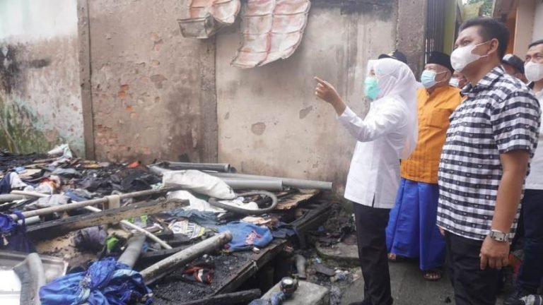 Korban Kebakaran , listrik betul-betul padam , menjadi kewajiban pemerintah , potensi kebakaran