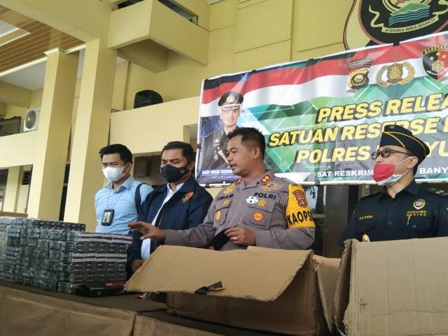 pengedar rokok ilegal, barang bukti rokok ilegal