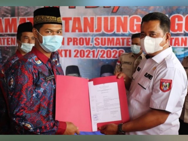 memperhatikan kesejahteraan perangkat desa , Menyampaikan Aspirasi , Persatuan Perangkat Desa Indonesia
