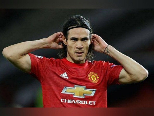 Edinson Cavani Berpeluang Main, Paul Pogba Absen