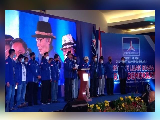 Klaim diri sebagai Ketum Demokrat , Moeldoko sebagai Ketua Umum Demokrat , pemilik suara sah