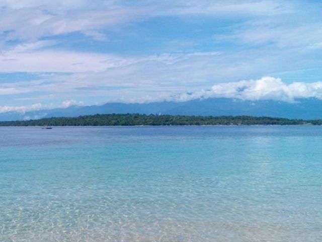 Pantai Bakaro Manokwari | @LQ Koleksi