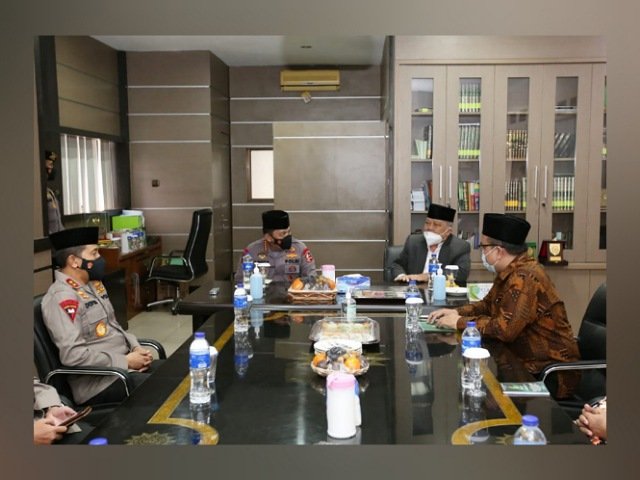 edukasi kamtibmas , mengedukasi umat , tugas ulama mencerdaskan bangsa