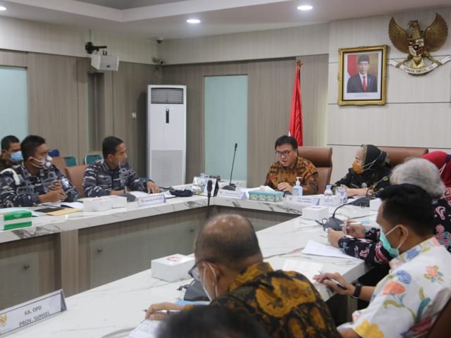 pajak bahan bakar kendaraan bermotor , Pembahasan Rencana Aksi Satgas PBBKB , Sosialisasi di Pelabuhan Boom Baru
