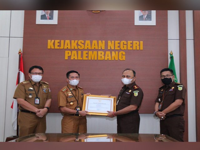 mengamankan keuangan negara