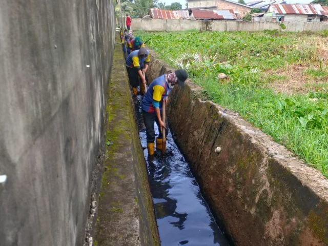 penyebab banjir, saluran air tertutup