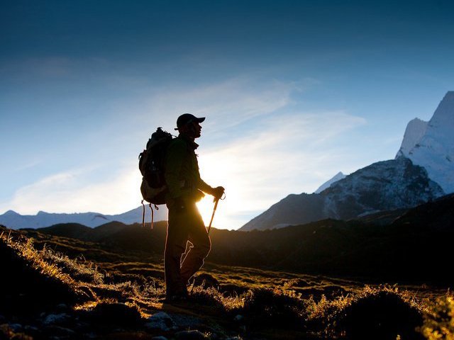 jasa tour guide , manfaat jalan kaki , melakukan trekking dadakan , olahraga ringan
