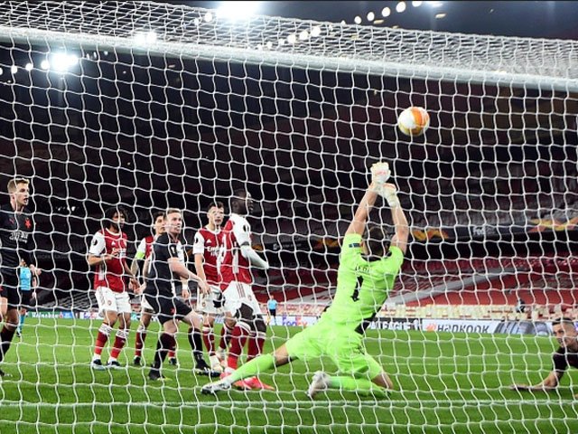 arsenal mencetak gol