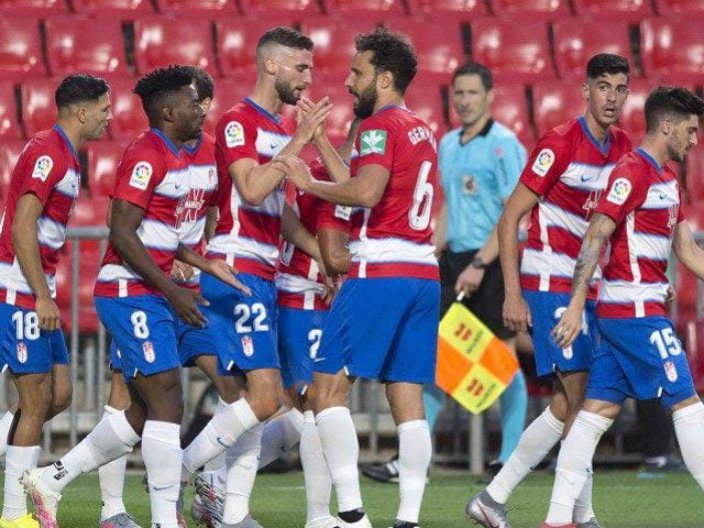 babak perempat final , Menjamu Setan Merah , Runner-up Grup E Liga Europa