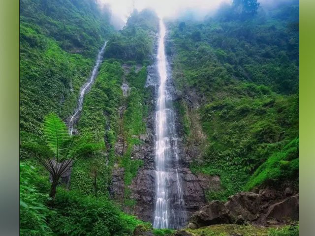 air terjun tretes, air terjun cantik di Jawa Timur
