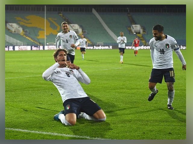 gagal menciptakan hattrick , Kualifikasi Piala Dunia 2022 , kualifikasi piala dunia zona eropa , menciptakan gol , mengonversi tendangan penalti