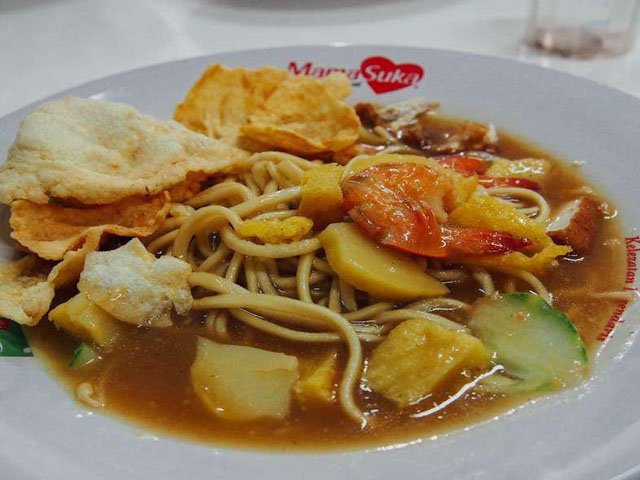 mie kuning khas Belitung, mie atep, mie legendaris, mie artis