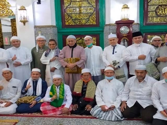 Warga Palembang Ngotot Gelar Salat Idul Fitri, Pengurus Masjid Agung Tidak Bisa Menolak